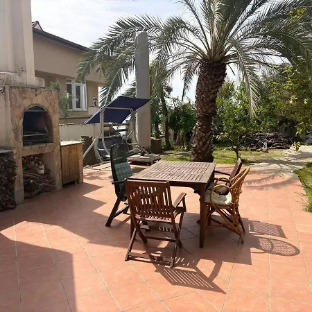 Villa Panoramic Sea & Mountain View In *